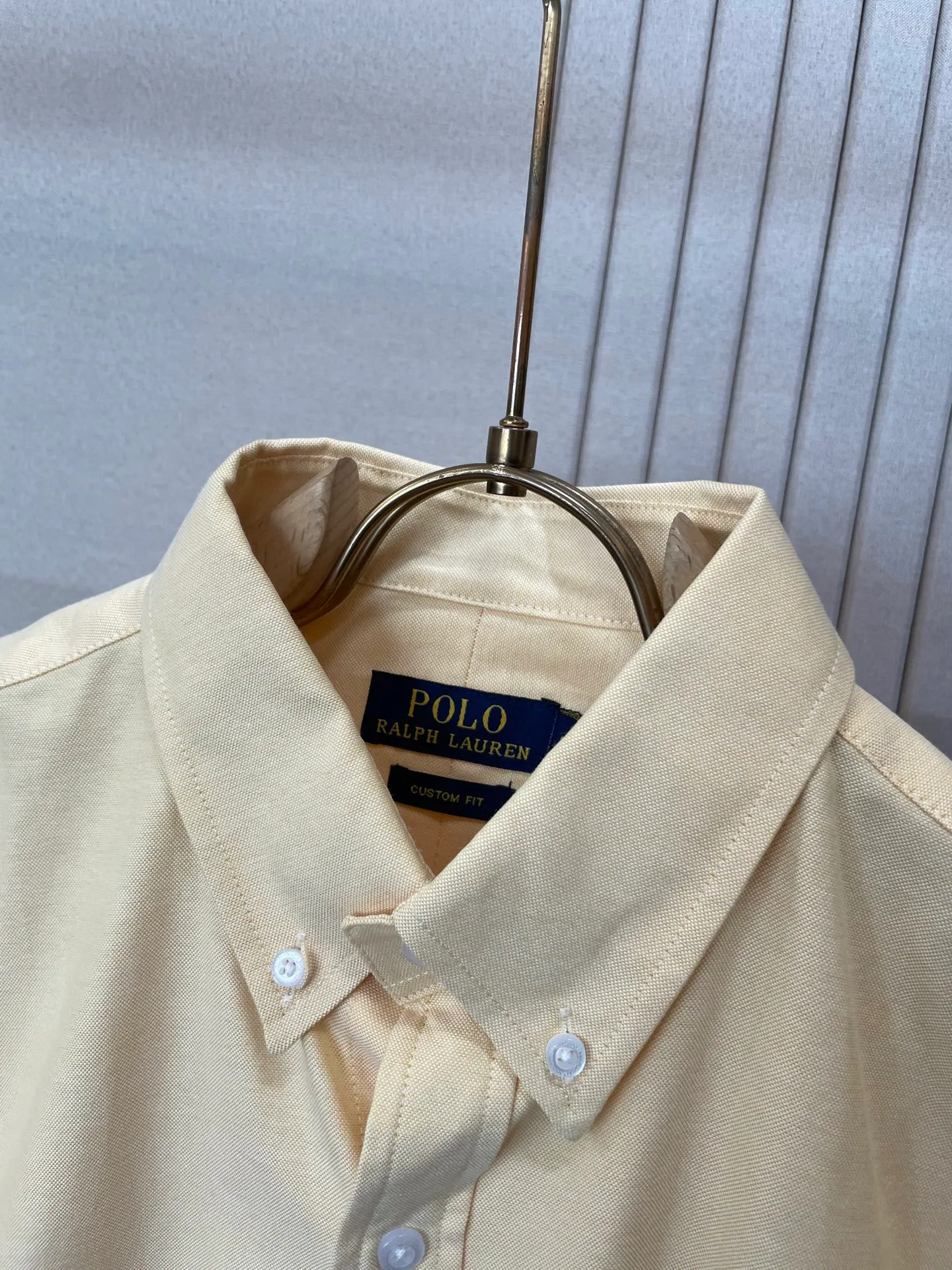 P220 🌸🌸🌸 POLO Ralph Lauren [High Quality] Classic shirt! Classic casual shirt made of pure cotton fabric with unique design, simple, clean and classic version design. It is a versatile style that can be switched at will. The fabric feels soft and delicate, highly breathable, close to the skin and comfortable to wear. It can be worn alone as an inner layer. Its versatile performance is beyond your imagination! The upper body of the ready-to-wear is simple and classic yet elegant! Size:M-XXL